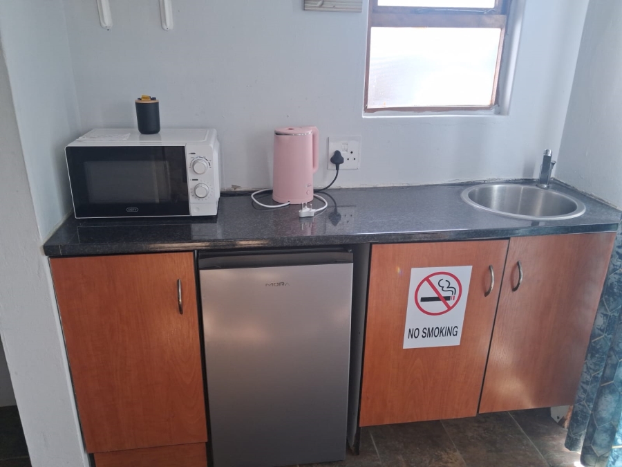 To Let 1 Bedroom Property for Rent in Gonubie North Eastern Cape